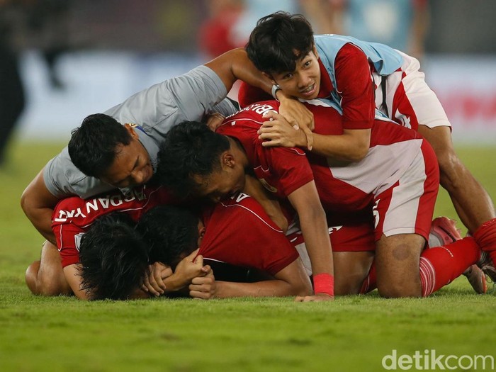 Timnas Indonesia U-23 ke final Piala AFF U-23 2025. Garuda Muda menang adu penalti lawan Thailand U-23, usai berimbang 1-1 dalam 120 menit di Stadion Utama Gelora Bung Karno, Senayan, Jumat (25/7/2025).