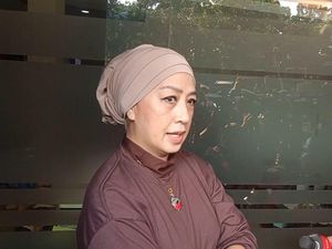 Sosok Irvina Zainal, Ibu Kimberly Ryder yang Semprot Edward Akbar