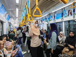Video: Jangan Lupa! Besok Semua Tarif Transportasi Umum Jakarta Cuma Rp 80 Video: Jangan Lupa! Besok Semua Tarif Transportasi Umum Jakarta Cuma Rp 80