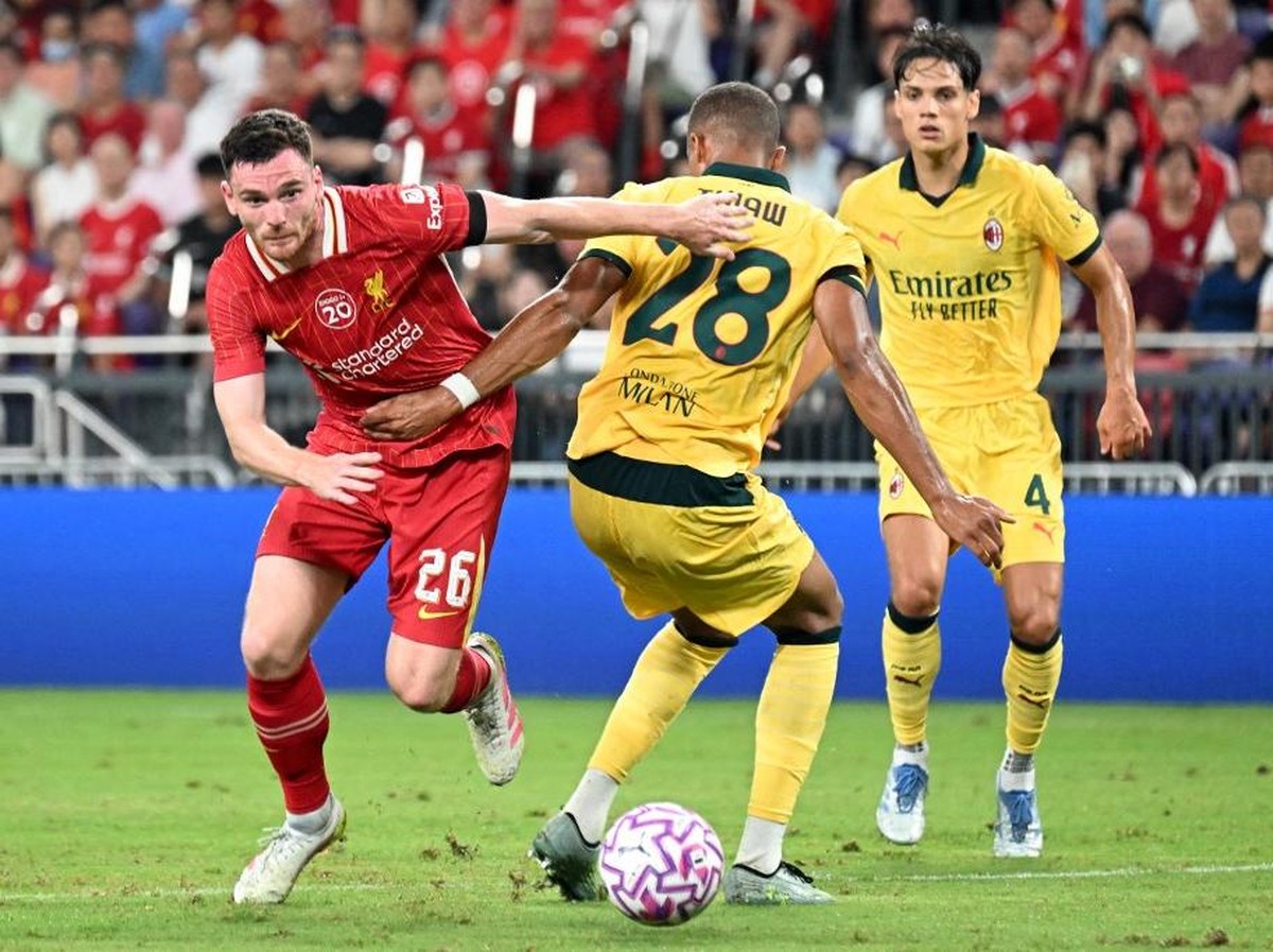 Liverpool kalah 2-4 dari AC Milan di laga pramusim. (Foto: AFP/PETER PARKS)