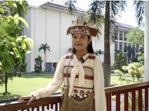 Kisah Erlin, Anak Buruh dari Merauke yang Raih Beasiswa Kedokteran Gratis di UGM Kisah Erlin, Anak Buruh dari Merauke yang Raih Beasiswa Kedokteran Gratis di UGM