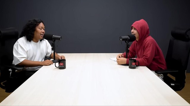 Update Informasi Selebriti InsertLive : Marshel Widianto Telat Datang ke Podcast, Raditya Dika: Katanya Udah Berubah