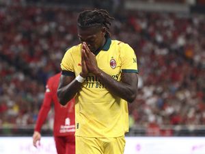 Allegri Puji Leao yang Main di Posisi Baru Allegri Puji Leao yang Main di Posisi Baru