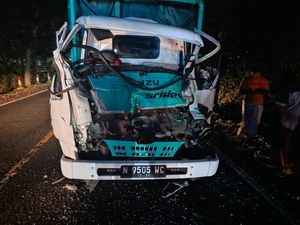 Tabrakan Beruntun 4 Truk di Jalan Denpasar-Gilimanuk, Begini Kondisi Korban Tabrakan Beruntun 4 Truk di Jalan Denpasar-Gilimanuk, Begini Kondisi Korban