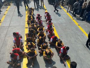 Giliran 37 Warga Binaan Risiko Tinggi dari Jatim Dipindah ke Nusakambangan