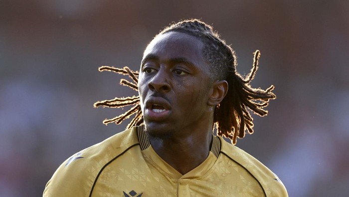 Soccer Football - Pre-Season Friendly - Crawley Town v Crystal Palace - Broadfield Stadium, Crawley, Britain - July 25, 2025 Crystal Palaces Eberechi Eze Action Images via Reuters/Peter Cziborra