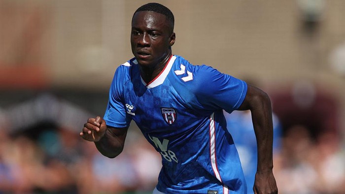 Habib Diarra SOUTH SHIELDS, ENGLAND - JULY 12: Habib Diarra of Sunderland looks on during the pre-season friendly match between South Shields and Sunderland at 1st Cloud Arena on July 12, 2025 in South Shields, England. (Photo by George Wood/Getty Images)