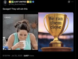 Yang ini meme Arsenal dengan trofi nyaris juara alias menjadi pesaing berat tim kampiun. Foto: dok. Internet/X (Twitter)
