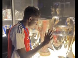 Meme suporter Arsenal nelangsa mendambakan trofi. Foto: dok. Internet/X (Twitter)
