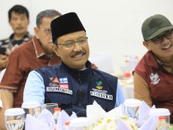 Gelar Rapat di Hari Libur, Mensos Evaluasi Pelaksanaan Sekolah Rakyat