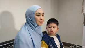 Oki Setiana Dewi Terharu Anak yang Idap Sindrom Prader-Willi Bisa Al-Fatihah