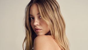 Pesona Sydney Sweeney, Banjir DM Ajakan Kencan dari Bintang Liverpool-MU
