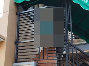 Pasang Umbul-umbul, Warga Gresik Kaget Lihat Pria Gantung Diri di Masjid Pasang Umbul-umbul, Warga Gresik Kaget Lihat Pria Gantung Diri di Masjid