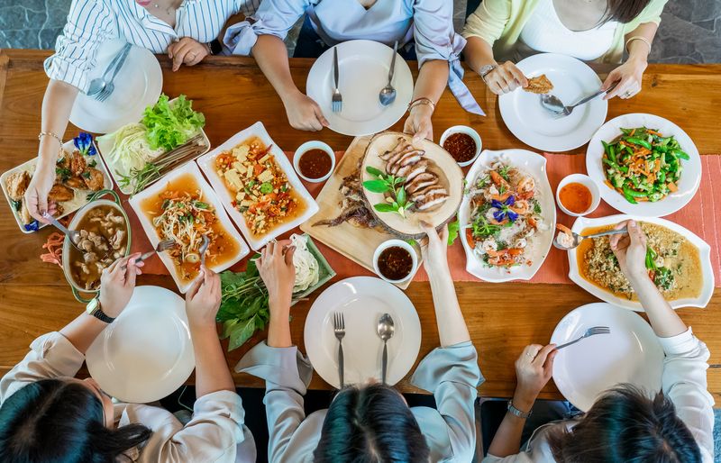 Kota-kota dengan Makanan Kaki Lima Terbaik di Asia