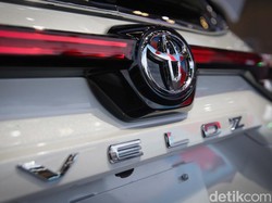 Mau Ada Versi Hybrid, Segini Daftar Harga Toyota Veloz Terbaru Mau Ada Versi Hybrid, Segini Daftar Harga Toyota Veloz Terbaru