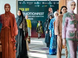 In2motionfest 2025 Hadirkan 300 Brand Modest Lokal & Desainer dari 10 Negara In2motionfest 2025 Hadirkan 300 Brand Modest Lokal & Desainer dari 10 Negara