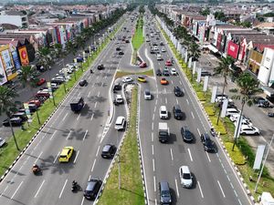 Pengembang Keroyokan Bikin Jurus Pecah Kemacetan di Serpong Tangerang Pengembang Keroyokan Bikin Jurus Pecah Kemacetan di Serpong Tangerang