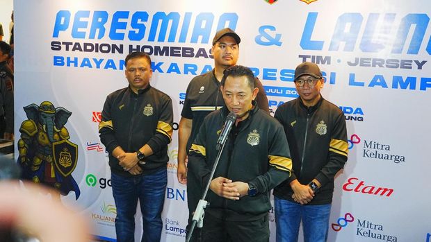 Kapolri Jenderal Listyo Sigit Prabowo meresmikan stadion homebase dan meluncurkan Tim Bhayangkara Presisi Lampung FC