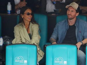 Kena Deh! Giliran Messi dan Istri yang Keciduk di Konser Coldplay Kena Deh! Giliran Messi dan Istri yang Keciduk di Konser Coldplay