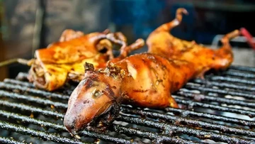 10 Makanan Ekstrem yang Bisa Ditemukan di Indonesia, Berani Coba?