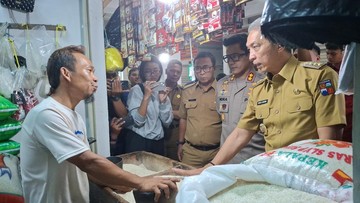 Sidak Pasar Sukasari, Walkot Bogor Pastikan Tak Ada Beras Oplosan