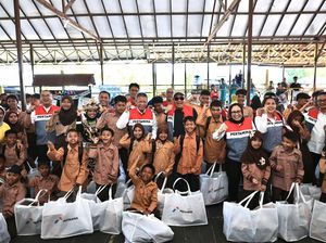 Hari Anak Nasional, Pertamina Beri 200 Paket Seragam Sekolah di Balikpapan