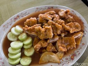 RM Rico Legendaris Sejak 1984 hingga Cicip Donat Pinkan Mambo RM Rico Legendaris Sejak 1984 hingga Cicip Donat Pinkan Mambo
