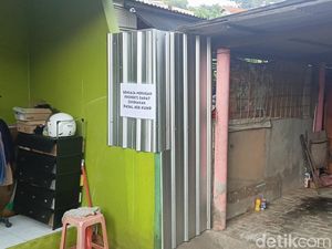 Video Viral Siswi Semarang Sekolah Lewat Sungai gegara Akses Rumah Ditutup