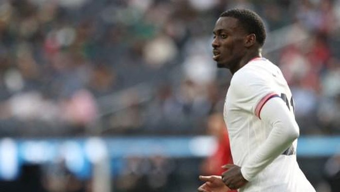 INGLEWOOD, CALIFORNIA - MARCH 23: Timothy Weah #21 from United States looks on against Canada for the Third Place Match for the CONCACAF Nations League at SoFi Stadium on March 23, 2025 in Inglewood, California.   Luiza Moraes/USSF/Getty Images for USSF/AFP (Photo by Luiza Moraes/USSF / GETTY IMAGES NORTH AMERICA / Getty Images via AFP)