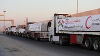 Truk Bantuan Tembus Gaza, Distribusi Masih Dihalangi Blokade