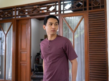 Film Pesugihan Sate Gagak, Suguhkan Teror Hantu Penuh Ledakan Tawa