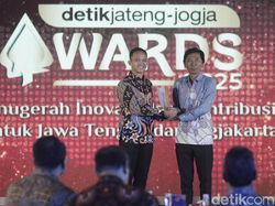 Kapolres Demak Raih Penghargaan detikJateng-Jogja Award 2025