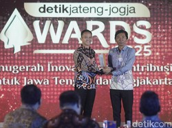 Kapolres Demak Raih Penghargaan detikJateng-Jogja Award 2025