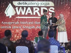 Dusun Krajan Terima Penghargaan detikJateng-Jogja Awards 2025