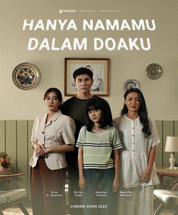 Film bioskop terbaru Hanya Namamu dalam Doaku/Foto: Sinemaku Pictures