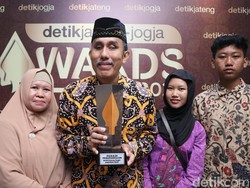 Tekad Pak Guru Rasino Usai Raih Penghargaan detikJateng-Jogja Awards 2025