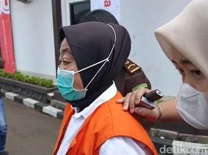 Bu Kades Sukabumi Ternyata Jual Bangunan Posyandu Seharga Rp 45 Juta Bu Kades Sukabumi Ternyata Jual Bangunan Posyandu Seharga Rp 45 Juta
