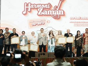 Gelar Harmoni Zaman, Kemenbud Apresiasi Penyanyi Cilik Legendaris RI