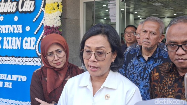 Highlight Dunia Hiburan InsertLive : Kekayaan Sri Mulyani Mencapai Rp79,8 M, Naik Segini Saat Jadi Menkeu Jokowi