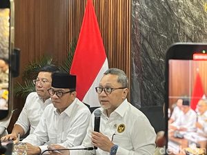 Zulhas Targetkan 10.000 Kopdes Beroperasi Agustus Zulhas Targetkan 10.000 Kopdes Beroperasi Agustus
