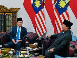 Anwar Ibrahim Balas Pujian Prabowo: Kita Bertanggung Jawab ASEAN Damai Anwar Ibrahim Balas Pujian Prabowo: Kita Bertanggung Jawab ASEAN Damai