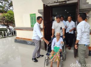 Nenek Reja Terdakwa 93 Tahun Dituntut Penjara 1 Bulan 4 Hari Nenek Reja Terdakwa 93 Tahun Dituntut Penjara 1 Bulan 4 Hari