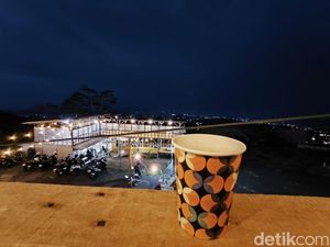 Sensasi Nongkrong Sambil Menikmati Indahnya City Light di Kuningan Sensasi Nongkrong Sambil Menikmati Indahnya City Light di Kuningan