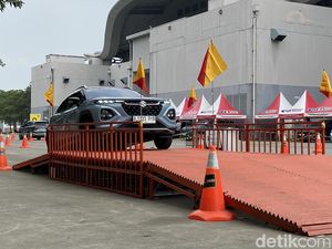 Tes Suzuki Fronx di GIIAS 2025: Rasakan Performa dan Kenyamanannya Tes Suzuki Fronx di GIIAS 2025: Rasakan Performa dan Kenyamanannya