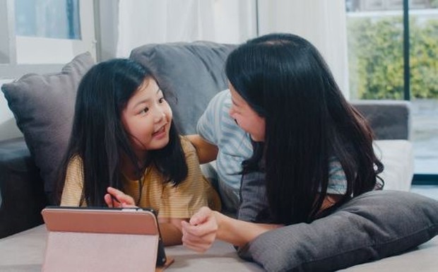 Tidak Buru-buru memberi tanggapan/Foto: Freepik/tirachardz