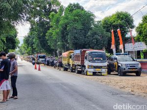 Warga Jenangan Ponorogo Protes Truk ODOL, Dishub Siap Sweeping Warga Jenangan Ponorogo Protes Truk ODOL, Dishub Siap Sweeping