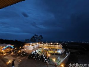 Keindahan City Light di Warung Tower Kuningan Keindahan City Light di Warung Tower Kuningan