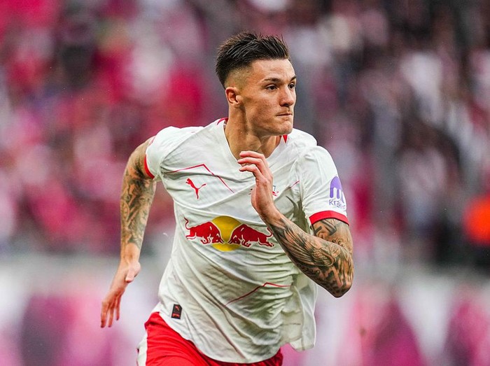 Benjamin Sesko of RB Leipzig  looks on during the 1. Bundesliga match between RB Leipzig and VfB Stuttgart at Red Bull arena, Leipzig, Germany on May 17, 2025. (Photo by Ulrik Pedersen/NurPhoto via Getty Images)