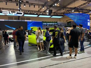 Video: Cuan! BYD-Denza Catatkan 4.195 SPK di GIIAS 2025 Video: Cuan! BYD-Denza Catatkan 4.195 SPK di GIIAS 2025