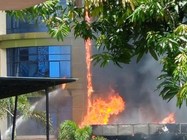 Penampakan Gedung Madinah Al Munawwarah Asrama Haji Medan Hangus Terbakar